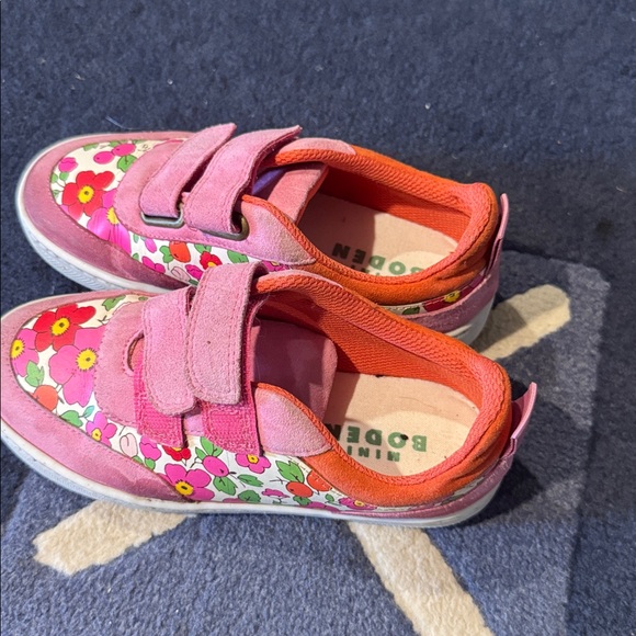 Colourblock Low Tops size 29 girls - Picture 2 of 2